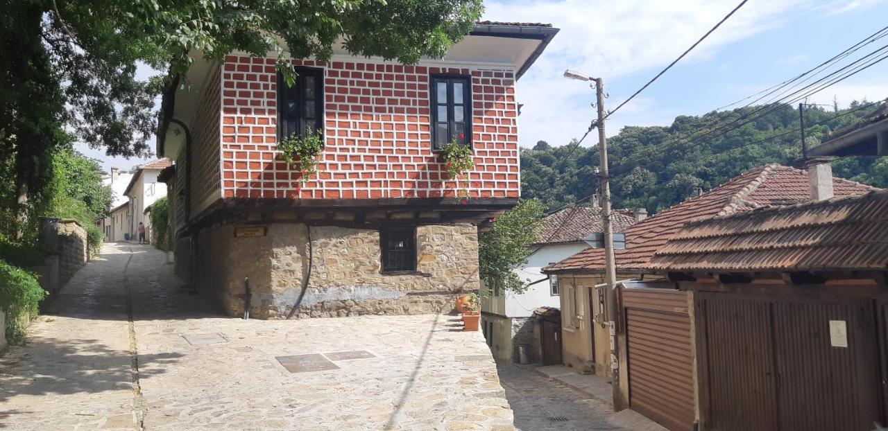 The Red Konak Villa Veliko Tarnovo Kültér fotó