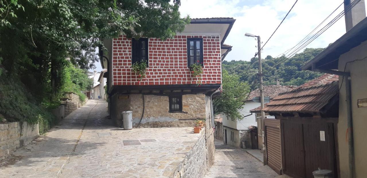 The Red Konak Villa Veliko Tarnovo Kültér fotó